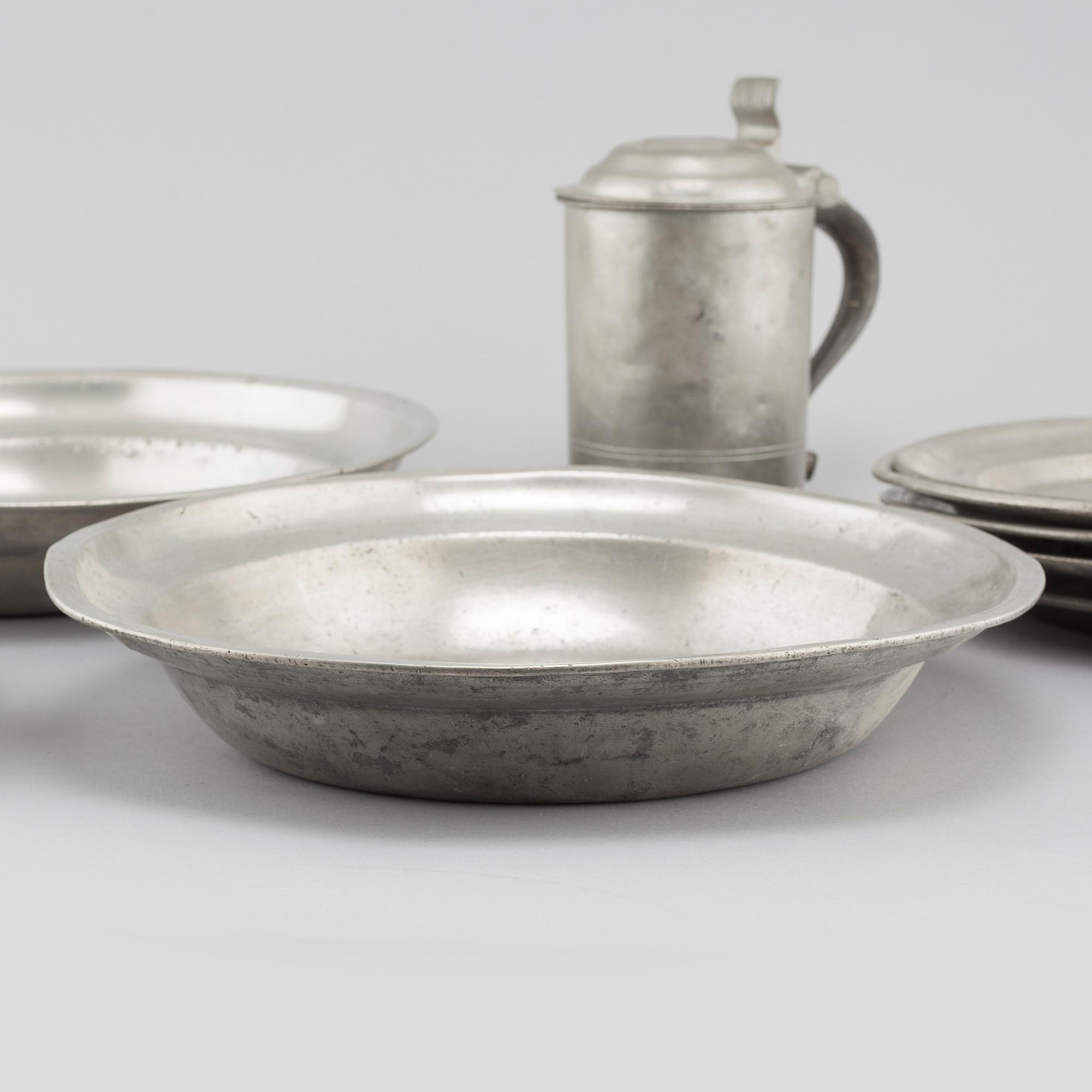 A set of ten pewter items from Sweden, 18th and 19th century.
