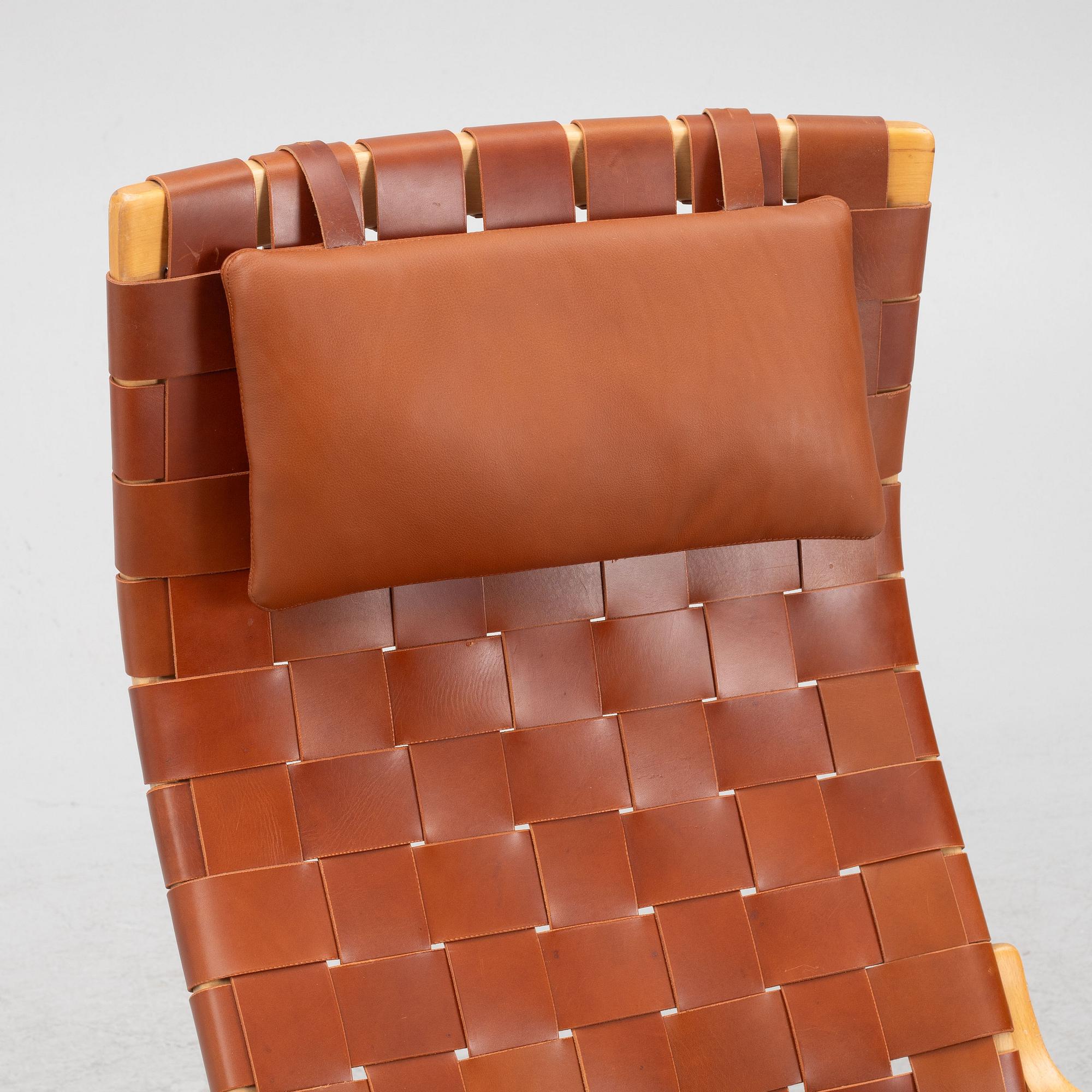 Bruno Mathsson, fåtölj, "Pernilla", Firma Karl Mathsson, 1972.