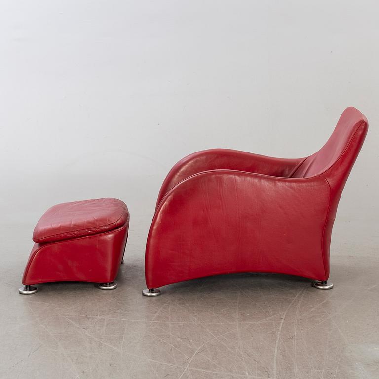 GERARD VAN DER BERG, fåtölj med fotpall, "Loge", Montis, Holland.