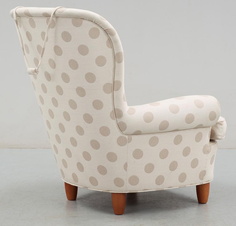 FÅTÖLJ, "Jättepadda", Carl Malmsten för OH Sjögren. Brickmärkt.