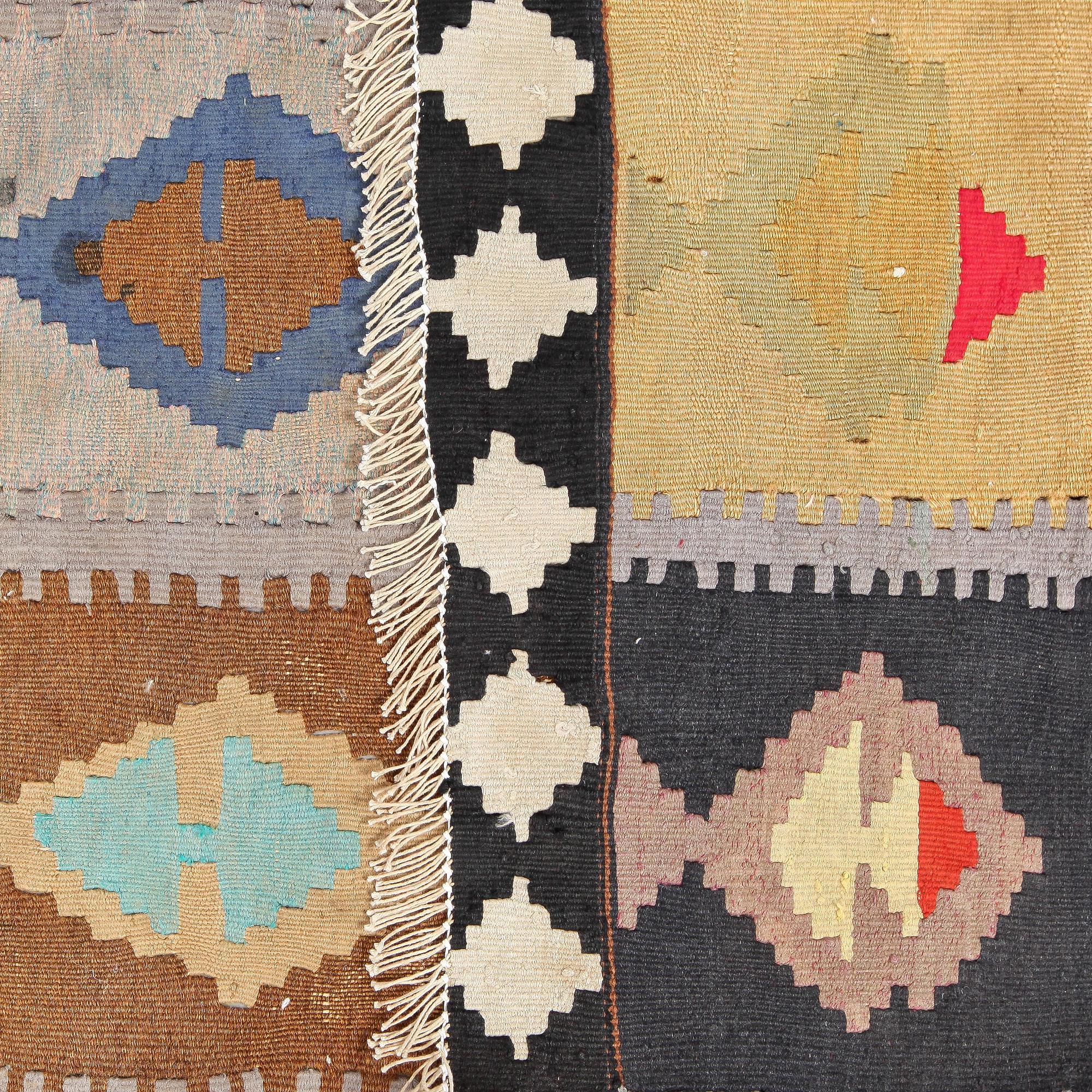 MATTA, Kelim, 1900-talets andra hälft, 310x56 cm.