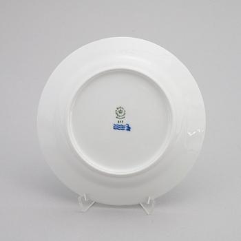 Matservis, 58 delar, porslin, "Musselmalet", Bing & Grøndahl samt Royal Copenhagen, Danmark.