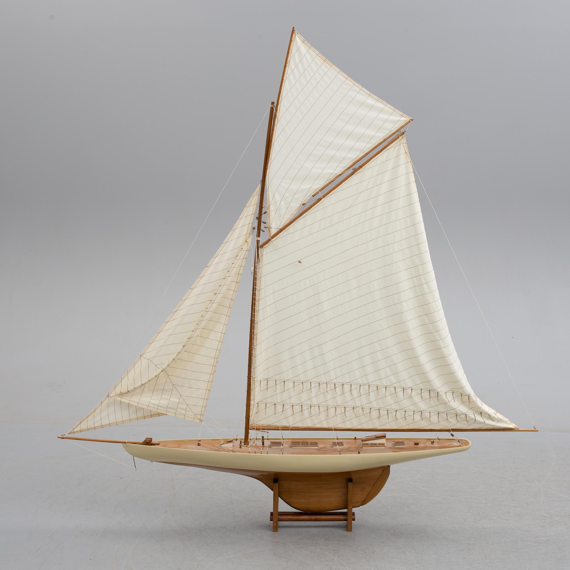 SEGELBÅTSMODELL, slup, 1900-talets mitt.