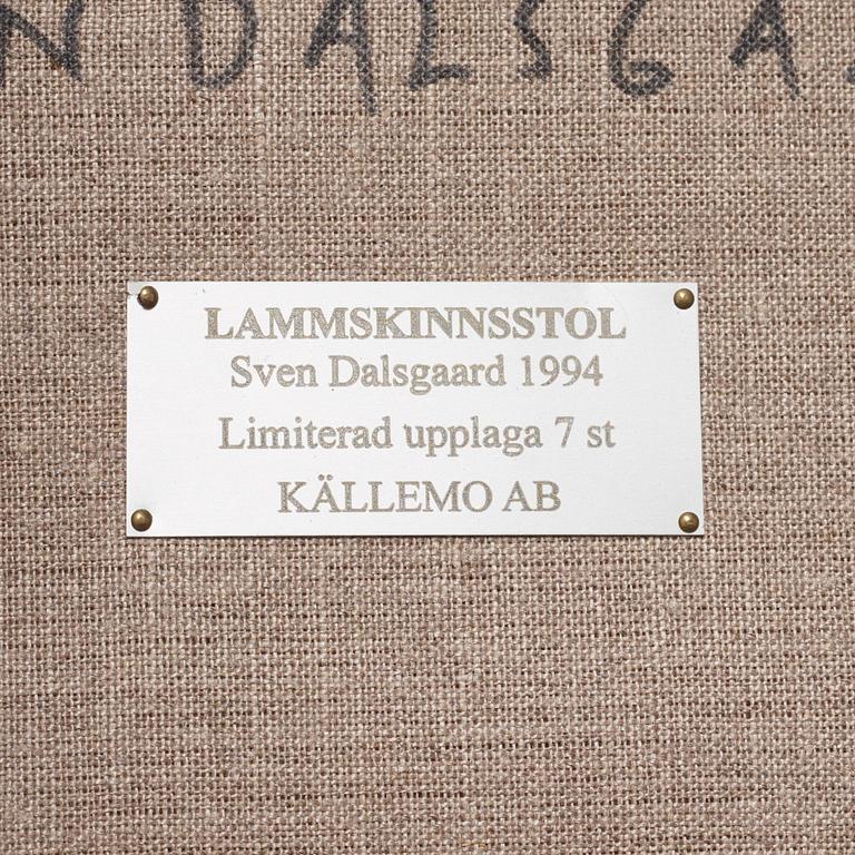 Sven Dalsgaard, stol, "Lammskinnsstol", ed. 7, Källemo, Värnamo, 1994.