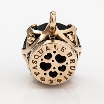 Pasquale Bruni, an 18K gold pendant with black diamonds ca. 0.60 ct in total and a obsidian.