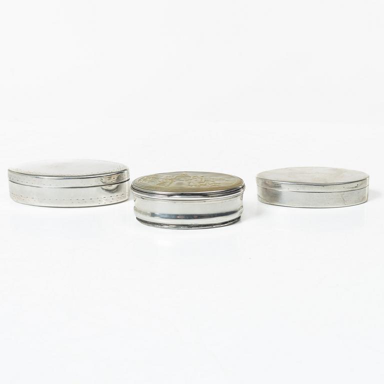 Three silver boxes, 18th-19th century.
