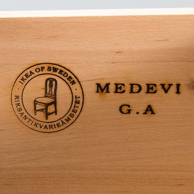 Byrå, "Medevi", gustaviansk stil, Ikeas 1700-tals serie, 1900-talets slut.
