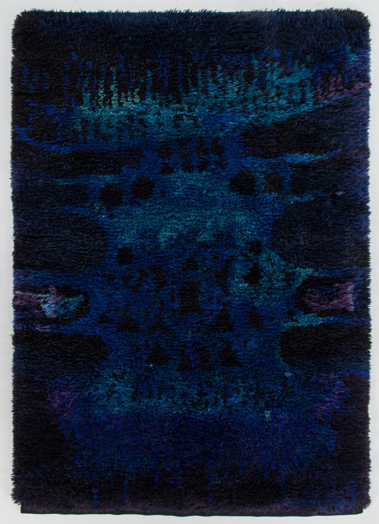 Ritva Puotila, rya, för Finska handarbetets vänner. Ca 180 x 125 cm.