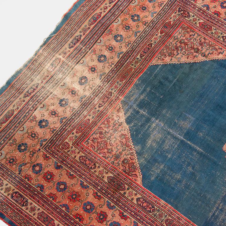 Matta, antik Doroshk, nordöstra Persien, ca 490 x 353 cm.