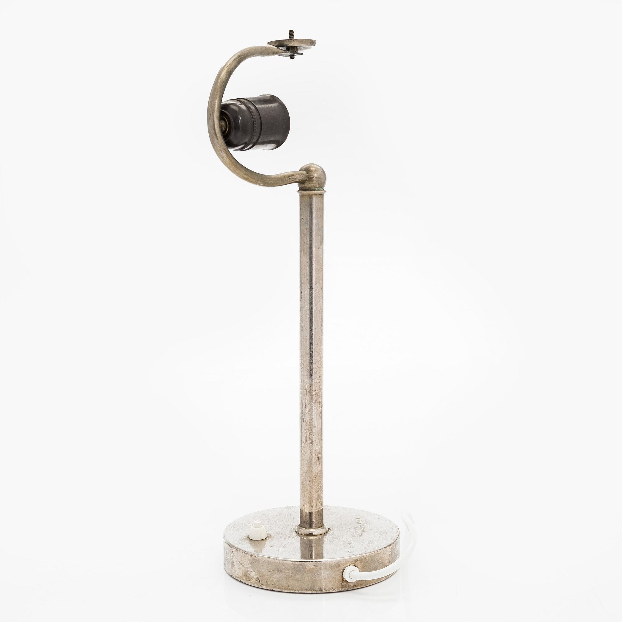 Paavo Tynell, lampunjalka / pöytävalaisin, malli 5007, Taito 1930-luku.