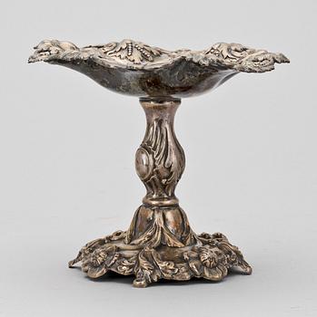 SKÅL PÅ FOT, silver, Gustaf Theodor Folcker, Stockholm, 1873. Vikt 243 g.