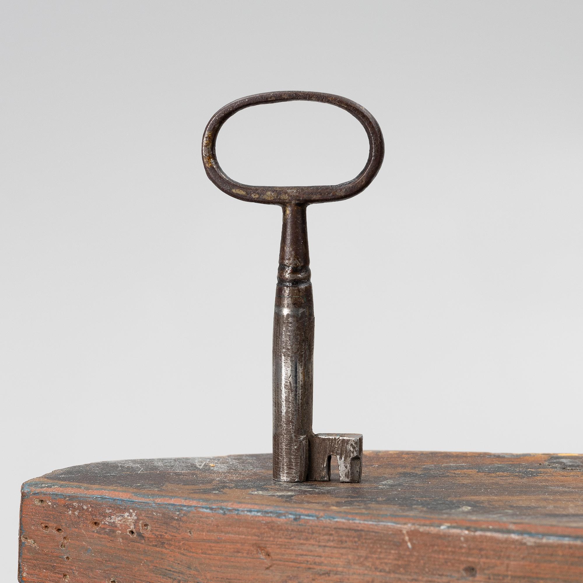 A folk art corner cabinet from Delsbo, Hälsingland dated 1847.