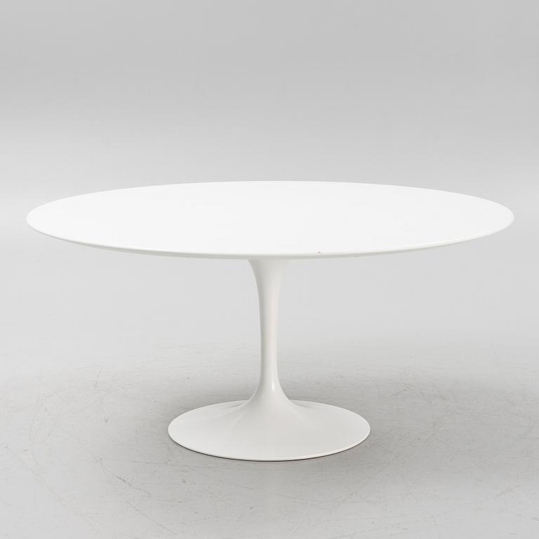 Eero Saarinen, a 'Tulip' dining table from Knoll Studio.