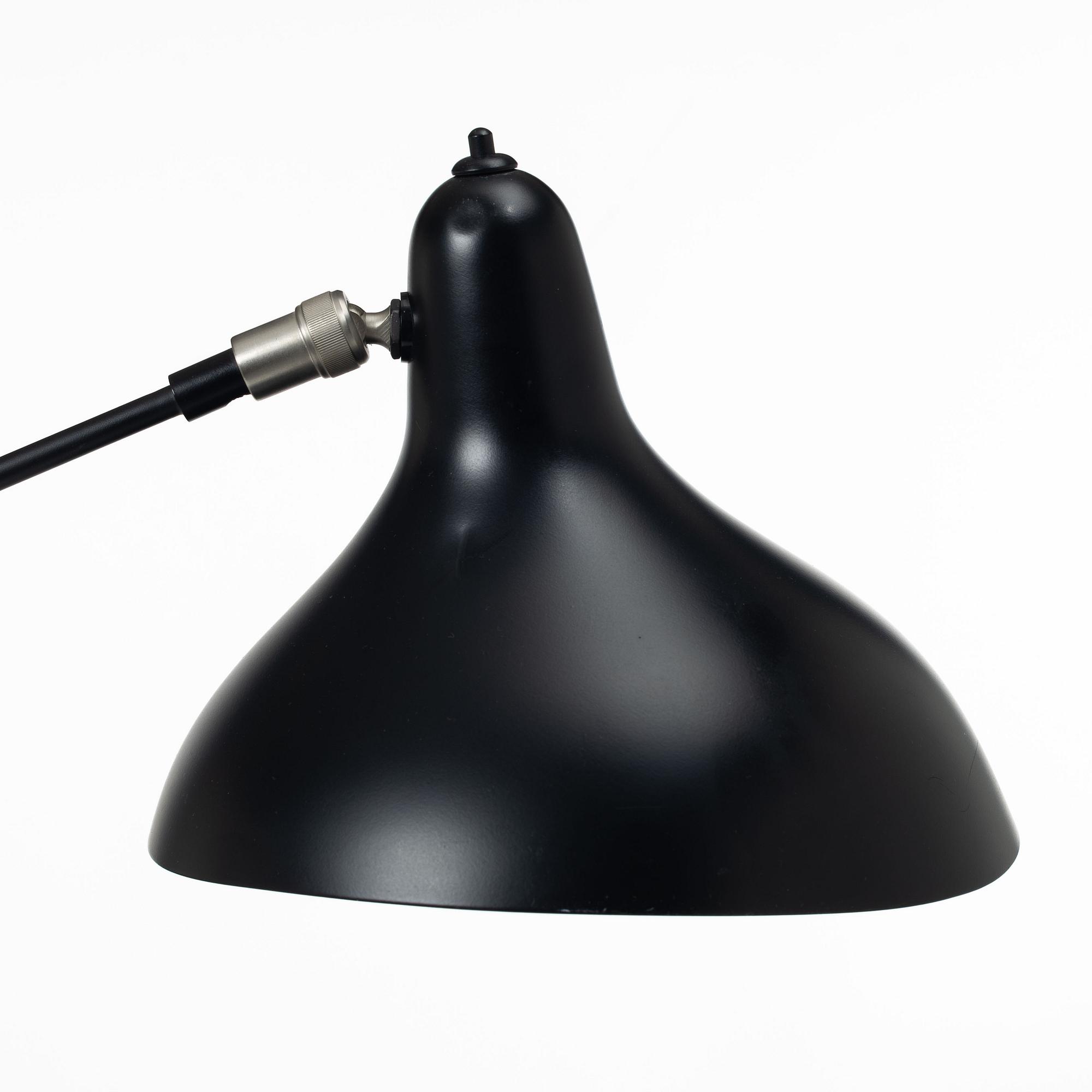 Bernard Schottlander, A 'Mantis BS3' table lamp, DCWéditions.