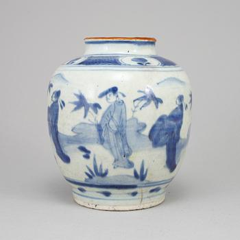 A blue and white transtional jar, 17th Century.