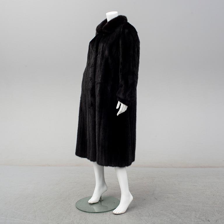 FUR COAT, Bågedahls Pälsateljé.