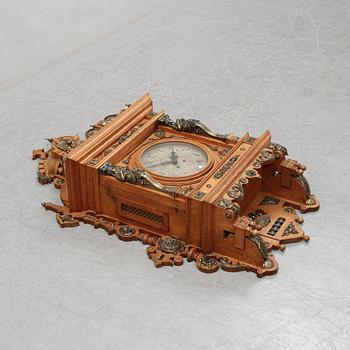 A Neo-Renaissance Lenzkircher wall clock, late 19th Century.