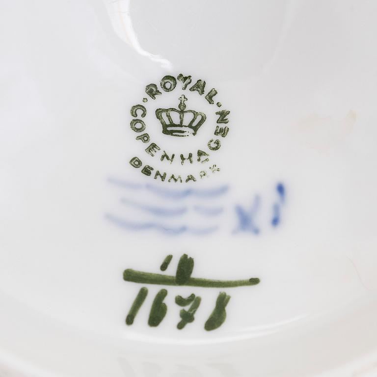 A 24-piece Royal Copenhagen 'Blå Blomst' coffee service, Denmark, 1966-1968.
