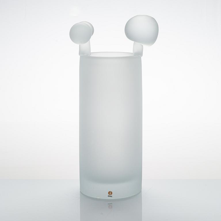 Oiva Toikka, veistos, "Lumilinna" signeerattu Oiva Toikka Iittala 2010 33/50.