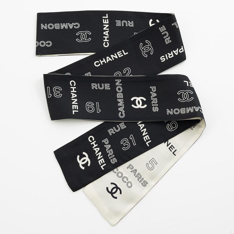 Chanel, Twilly scarf.
