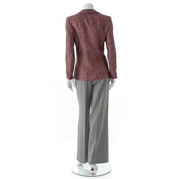 GIORGIO ARMANI, a three-piece suit consisting of jacket, pants and topp.