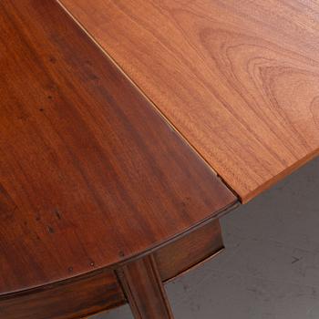 Scandinavian Modern, a dining table, mid 20th century, possibly designed by Kaare Klint.
