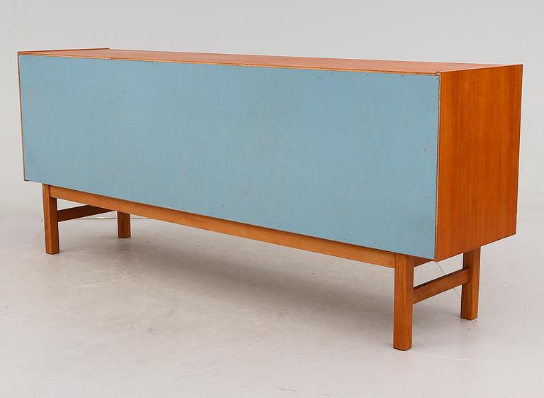 SIDEBOARD, 1900-talets andra hälft.