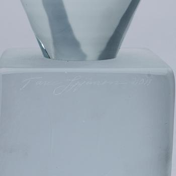 TARU SYRJÄNEN, GLASS SCULPTURE. Kasvu (Growth). Signed Taru Syrjänen 2011.