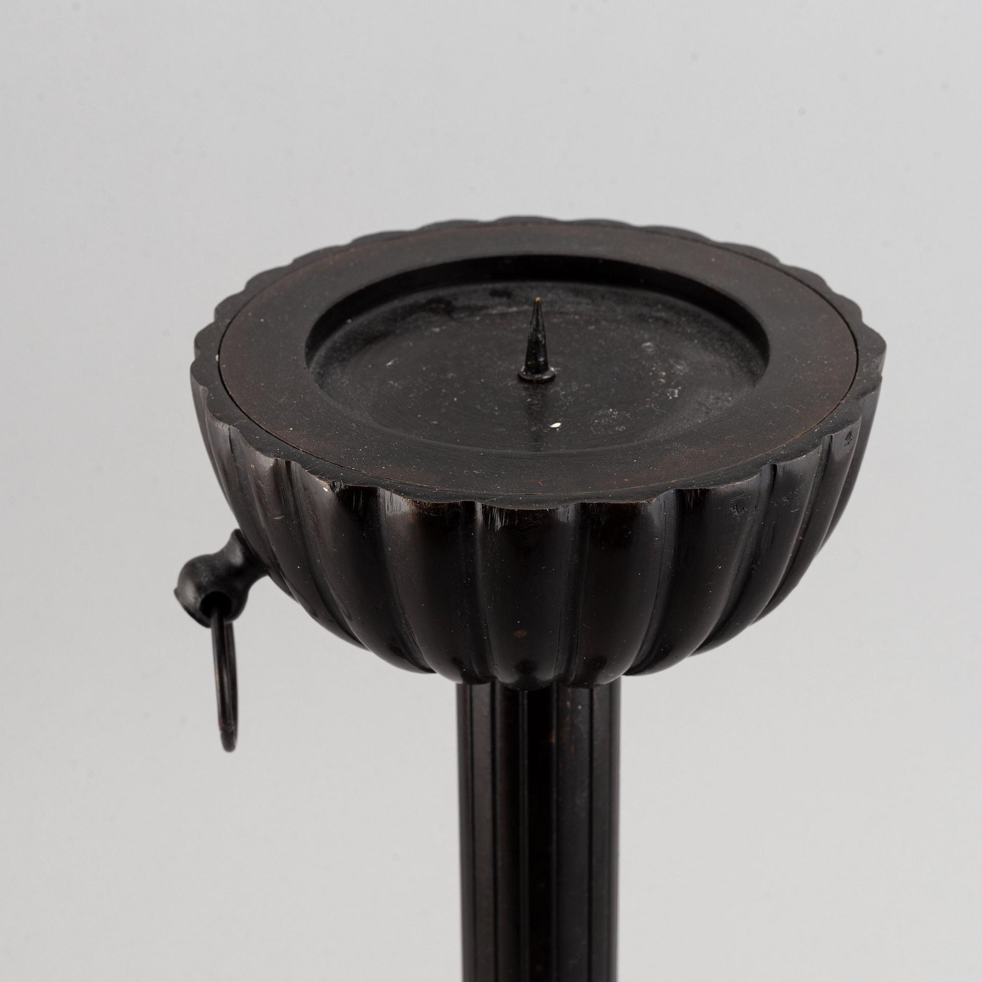 Ljushållare, brons. Japan, 1900-tal.