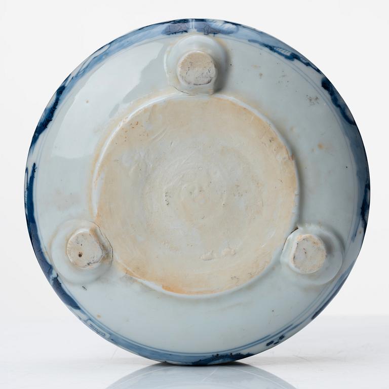 A blue and white censer, Transition, 17th Century.