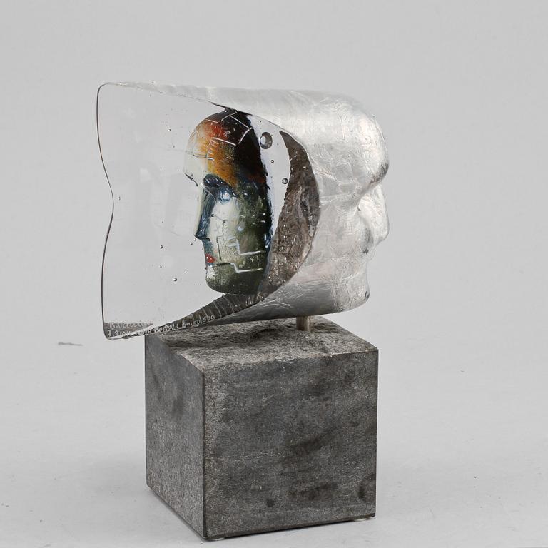 BERTIL VALLIEN, skulptur, glas, signerad Kosta Boda, limited edition.
