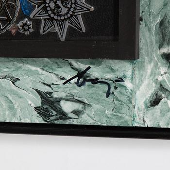 ENRICO BAJ, multipel, signerad och numrerad 436/500.