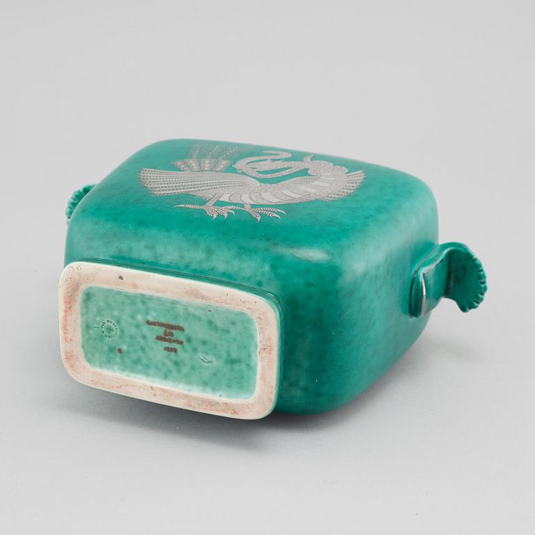 An "Argenta" urn by Wilhelm Kåge for Gustavsberg from the second quarter of the 20th century.