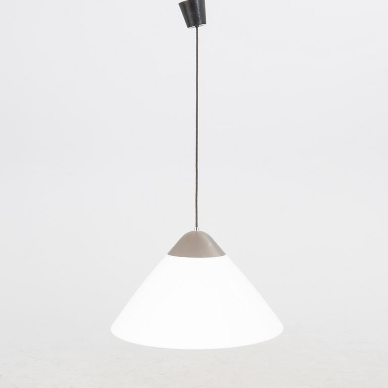 Hans J Wegner, taklampa "Opala" för Louis Poulsen Danmark sent 1900-tal.