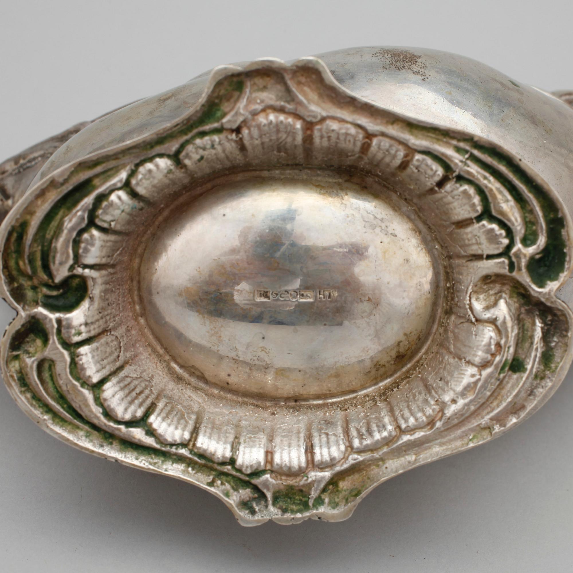 SÅSSNIPA. Silver, rokokostil, Stiltenn Sven Carlsson, Stockholm 966. Vikt ca gram.