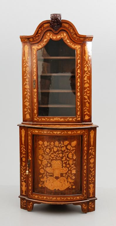 HÖRNSKÅP, Holland, 1800-talets andra hälft.