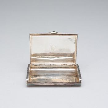 CIGARETTETUI, silver, svenska importstämplar, vikt ca 190g.