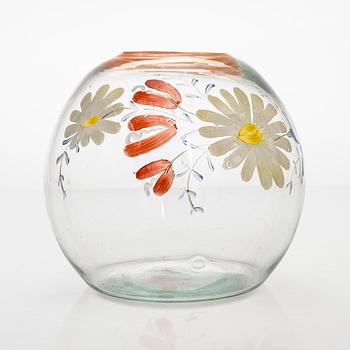 A 1930s glass vase for Kauklahden lasi.
