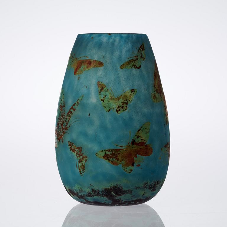 A Daum Art Nouveau cameo glass vase, Nancy, France.