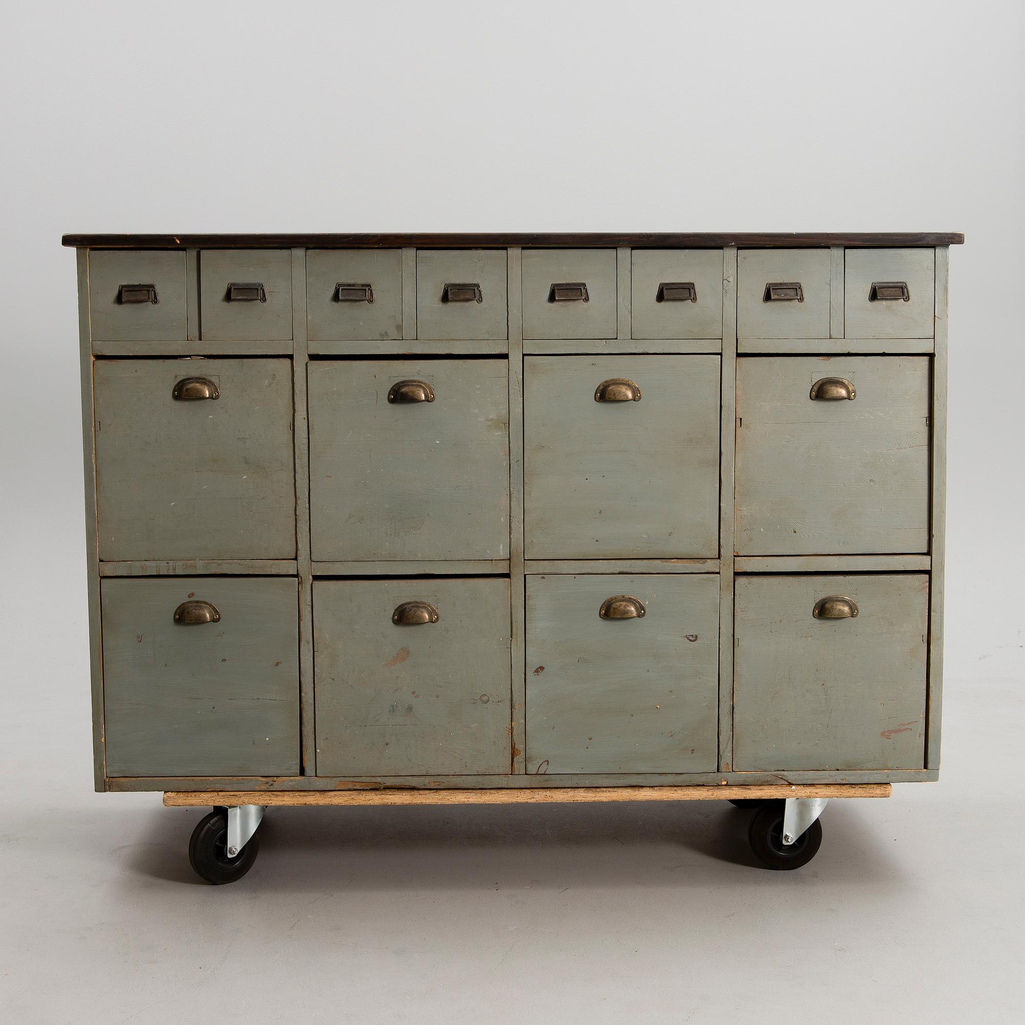 BUTIKSDISK / FÖRSÄLJNINGSDISK, 1900-talets första hälft.