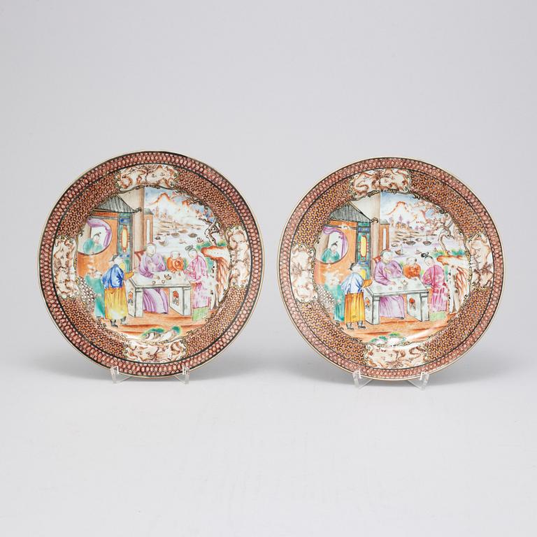 A pair of Chinese mandarin plates, Qing dynasty, Qianlong (1736-1795).