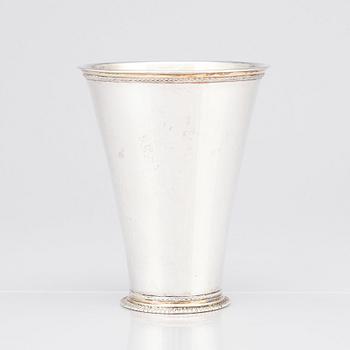 A Swedish early 18th Century silver beaker, marks of Olof Fernlöf, Gothenburg 1724.