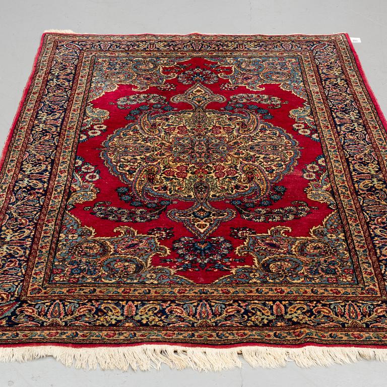 MATTO, a semi-antique Kerman, ca 220,5 x 139,5-142,5 cm.