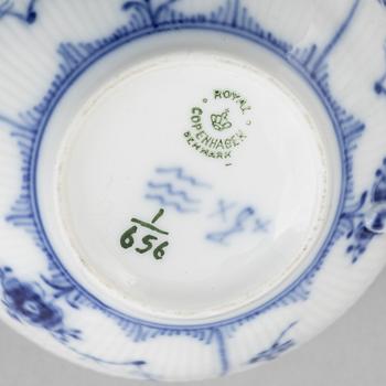 Royal Copenhagen, 24 pieces of half-lace "Musselmalet" , Denmark.