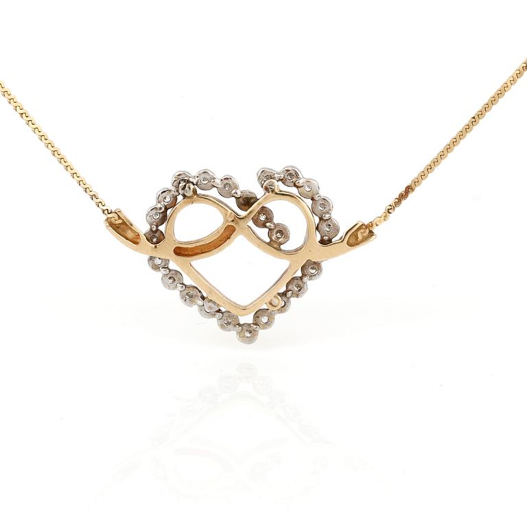 HÄNGSMYCKE, 14K guld med små diamanter, tot ca 0,25 ct, troligen Italien. Total vikt ca 4,88 g.