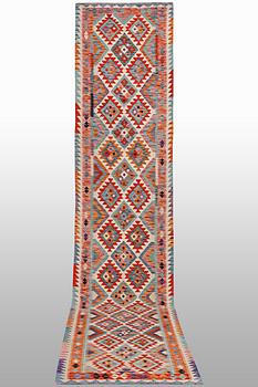 Gallerimatta kelim 479 x 79 cm.