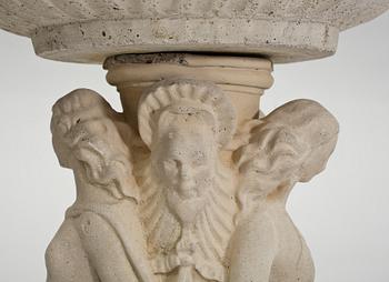 FÅGELBAD, gjuten stenmassa, 1900-talets andra hälft.