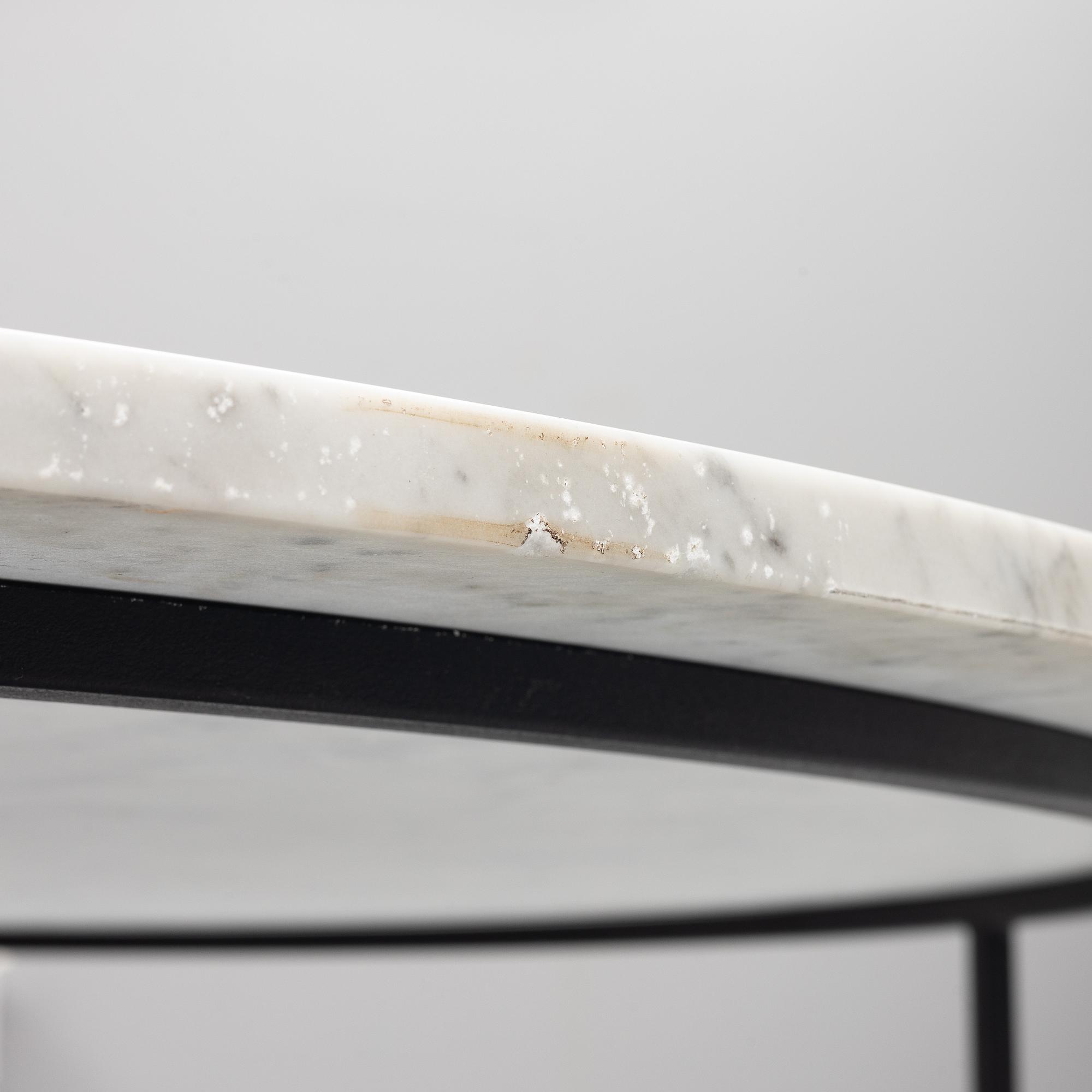 Soffbord, "X", Walles & Walles, omkring 2020.