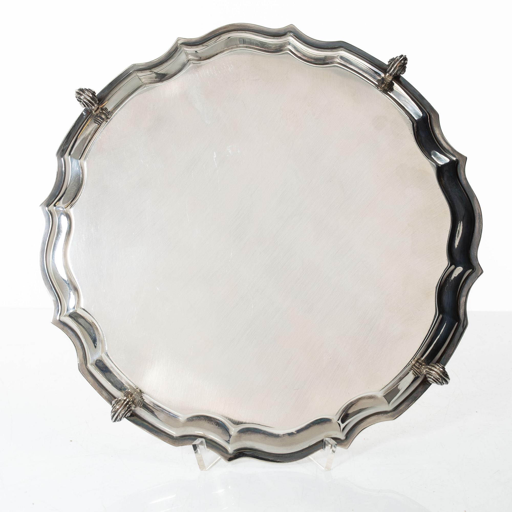 An English silver salver, mark of Roberts & Dore Ltd, Sheffield 1967.