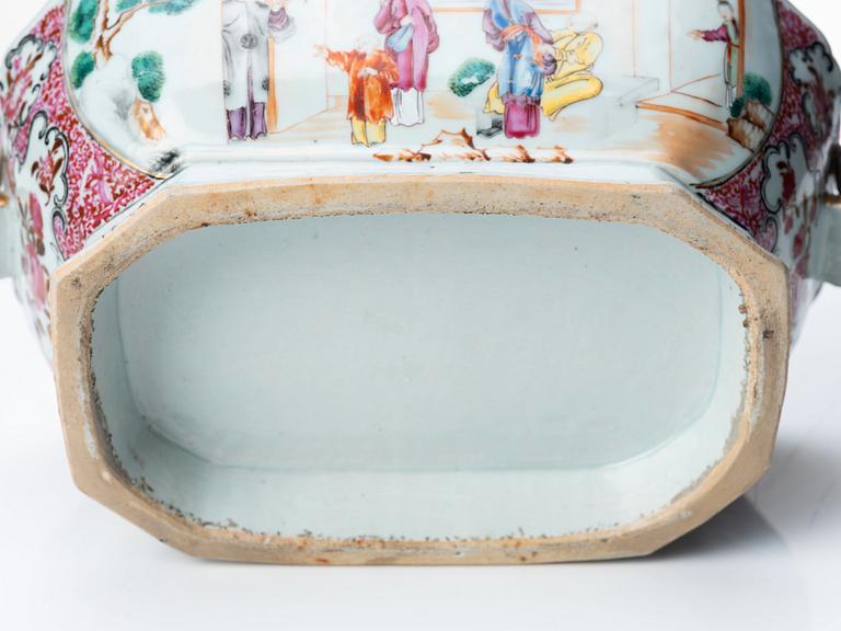 A famille rose tureen with cover, Qing dynasty, Qianlong (1736-95).
